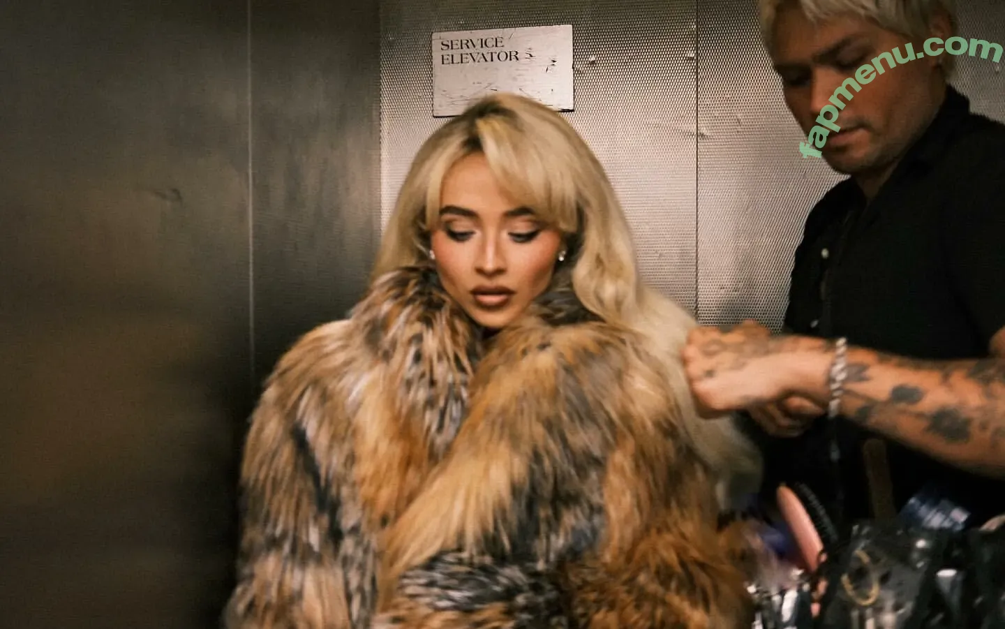 Sabrina Carpenter nude photo #5669 (sabrinacarpenter)