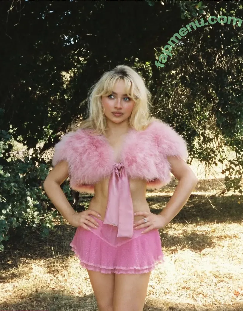 Sabrina Carpenter nude photo #5794 (sabrinacarpenter)