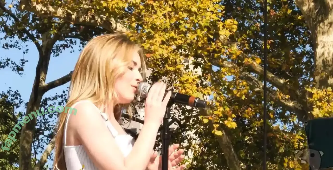 Sabrina Carpenter nude photo #5855 (sabrinacarpenter)