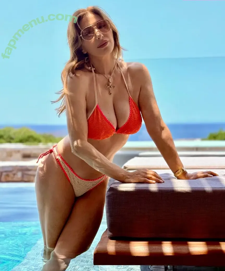 Sabrina Salerno nude photo #3135 (sabrinasalernofficial)