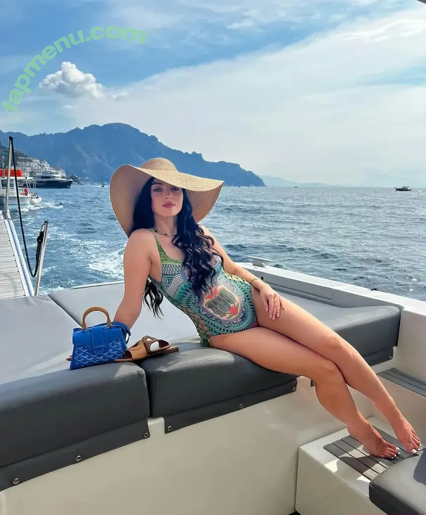 Sabrina nude photo #0311 (Sabrina_wet / new content creator / sabrina.dgp)