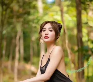  nude photo #0003