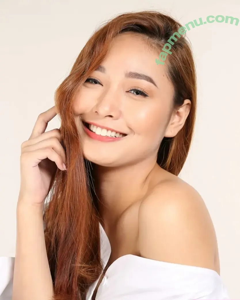 Sachzna Laparan nude photo #0007 (Sachzna Laparan)