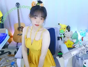  nude photo #0009