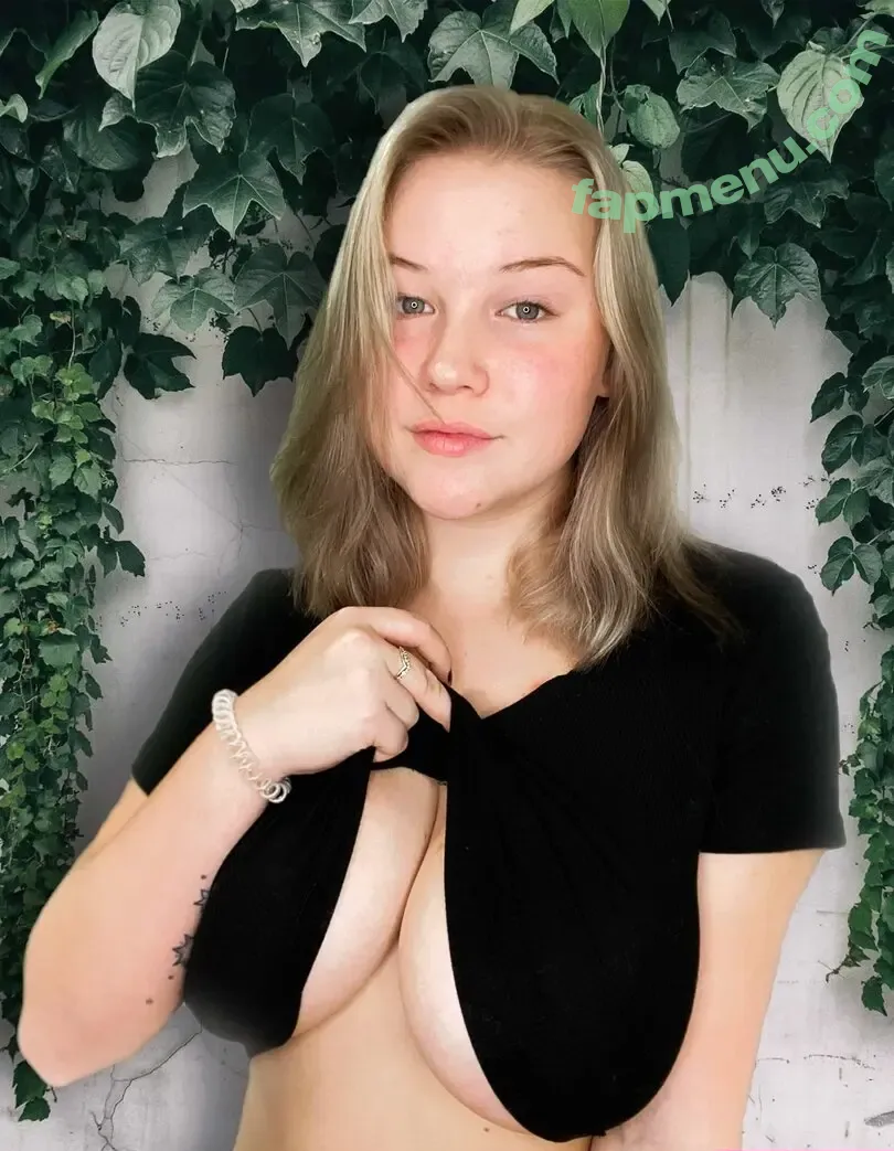 Sadie Freeman nude photo #0151 (sadie_freeman / uncensoredsadiefreeman)