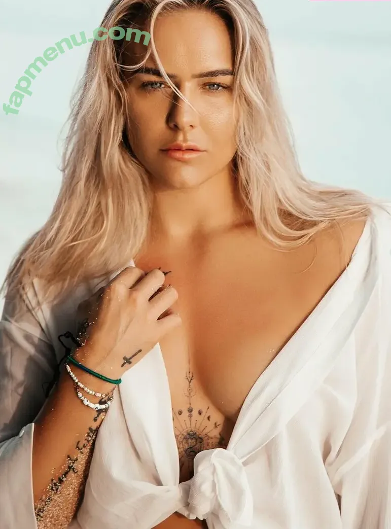 Sadie Gibbs nude photo #0265 (sadiegibbs / thesadiegibbs)