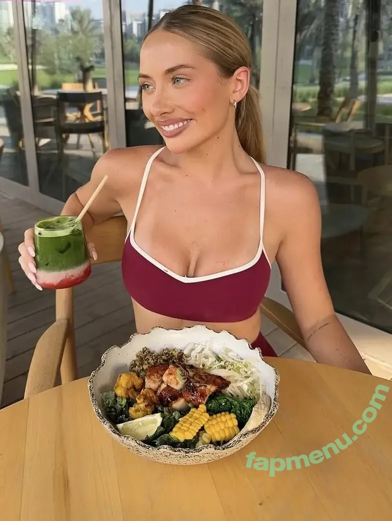 Saffron Barker nude photo #0369 (saffronbarker / thegoddesssaffron)