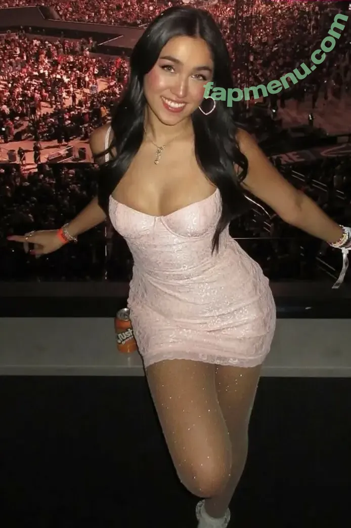 Saharrooo nude photo #0032 (Sahar Dahi / sahardahii)