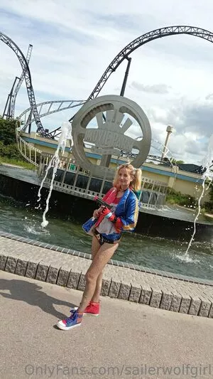 sailerwolfgirl / harleyquinn_crazy24 nude photo #0012