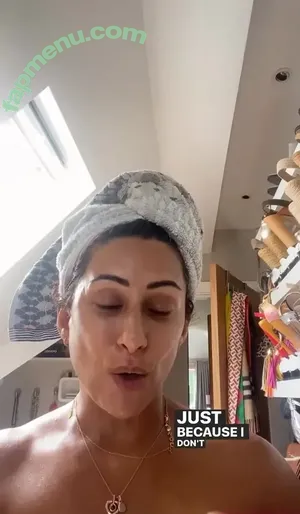 Saira Khan / iamsairakhan / sairasbum nude photo #0084