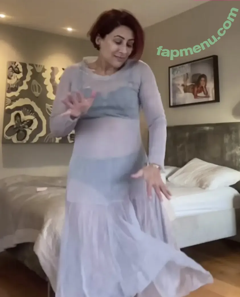 Saira Khan nude photo #0037 (iamsairakhan / sairasbum)