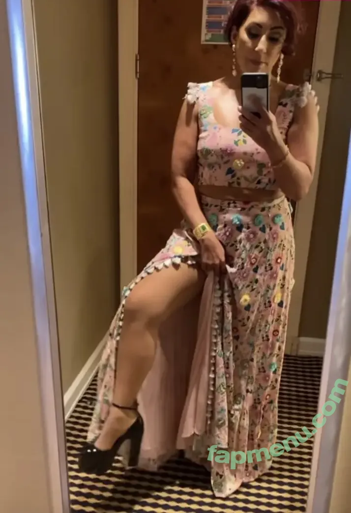 Saira Khan nude photo #0038 (iamsairakhan / sairasbum)