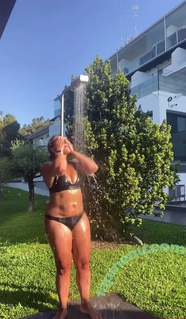 Saira Khan nude photo #0666 (iamsairakhan / sairasbum)