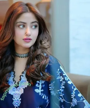 Sajal Ali / sajalaly nude photo #0032