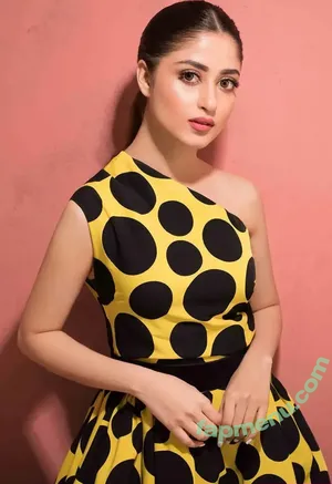 Sajal Ali / sajalaly nude photo #0041
