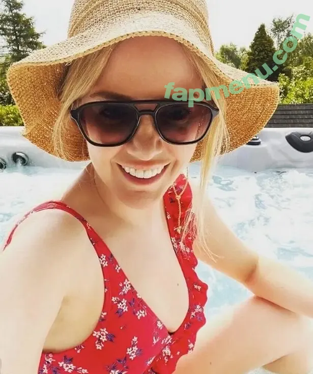 Sally Carman nude photo #0033 (sally_carman__)