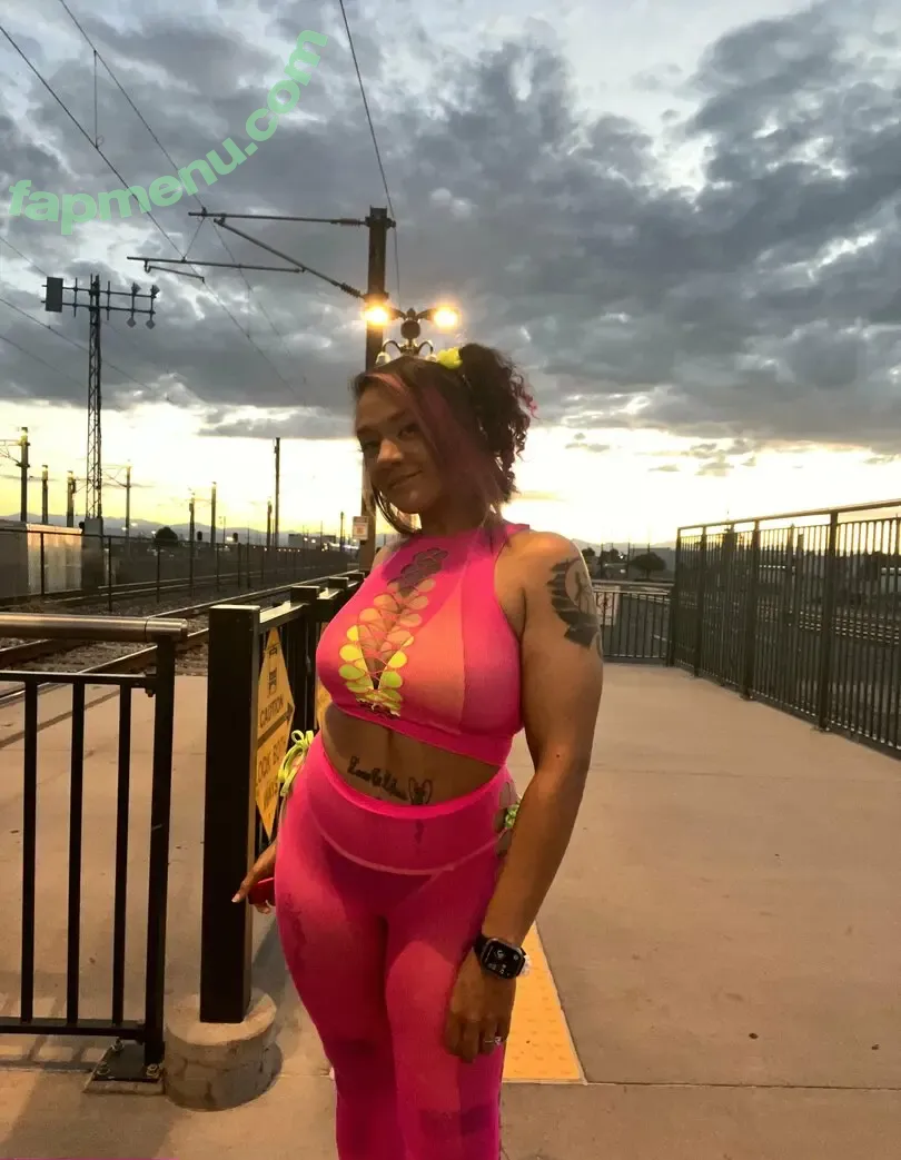 SallyXMD nude photo #0008 (sallyskelettxx)