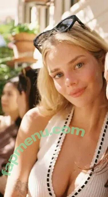 Samara Weaving nude photo #0935 (samweaving)