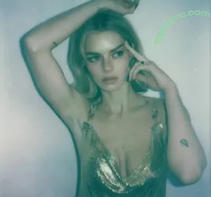 Samara Weaving / samweaving nude photo #1045