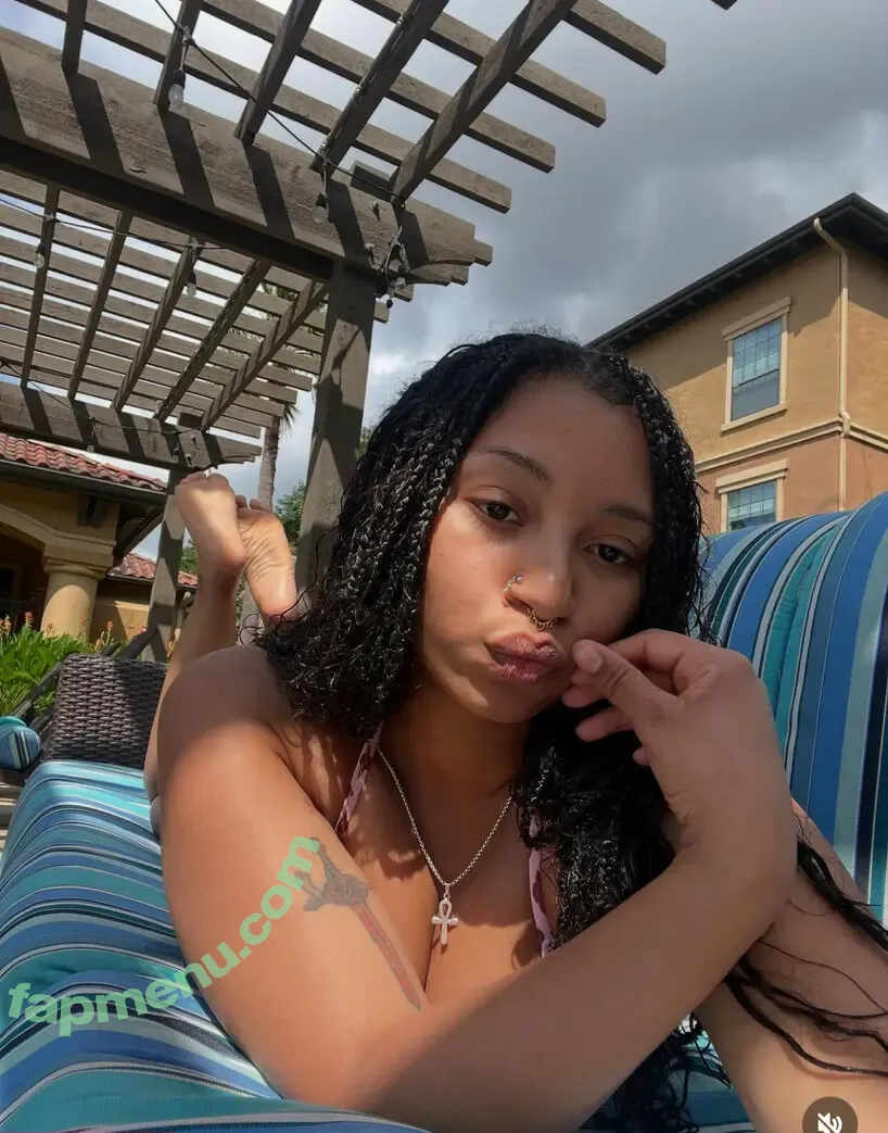 Samayaiman nude photo #0014 (Samayaiman)