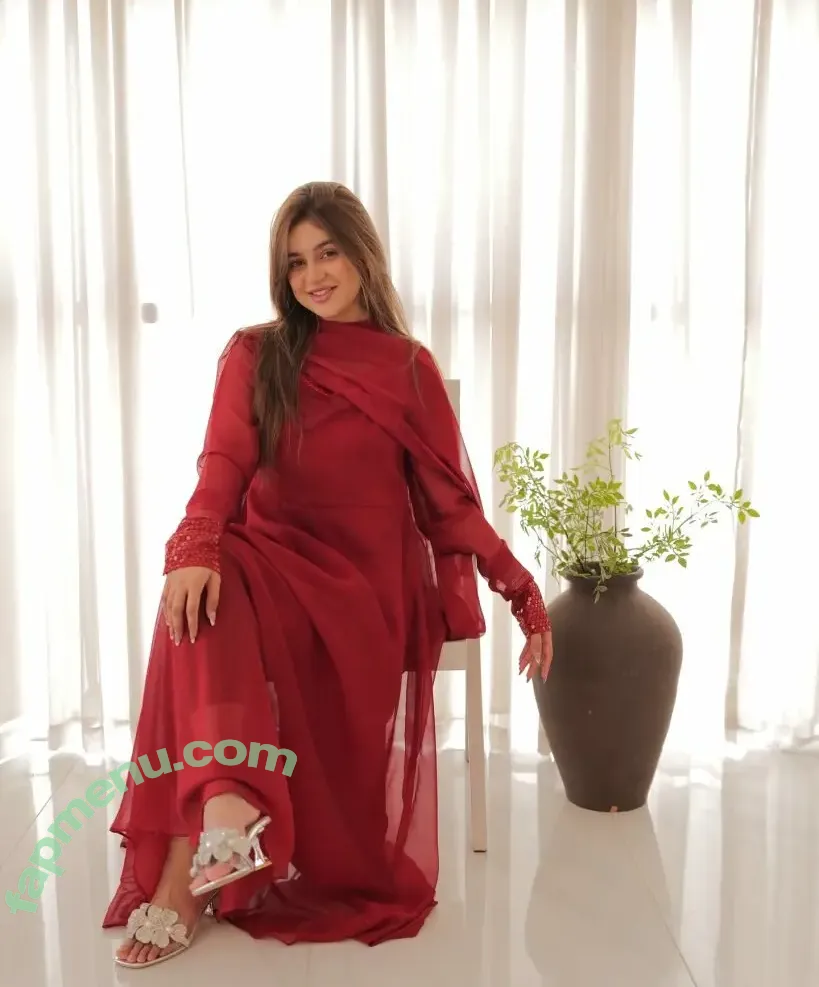Samiya Hijab nude photo #0001 (Samiya Hijab)