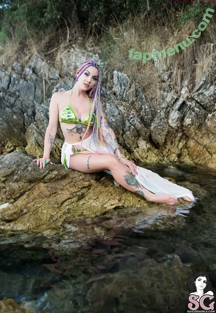 Sammiii Suicide nude photo #0111 (franken_h00ker / sammi-starfish)