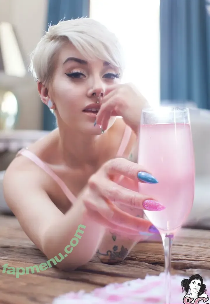 Sammiii Suicide nude photo #0380 (franken_h00ker / sammi-starfish)
