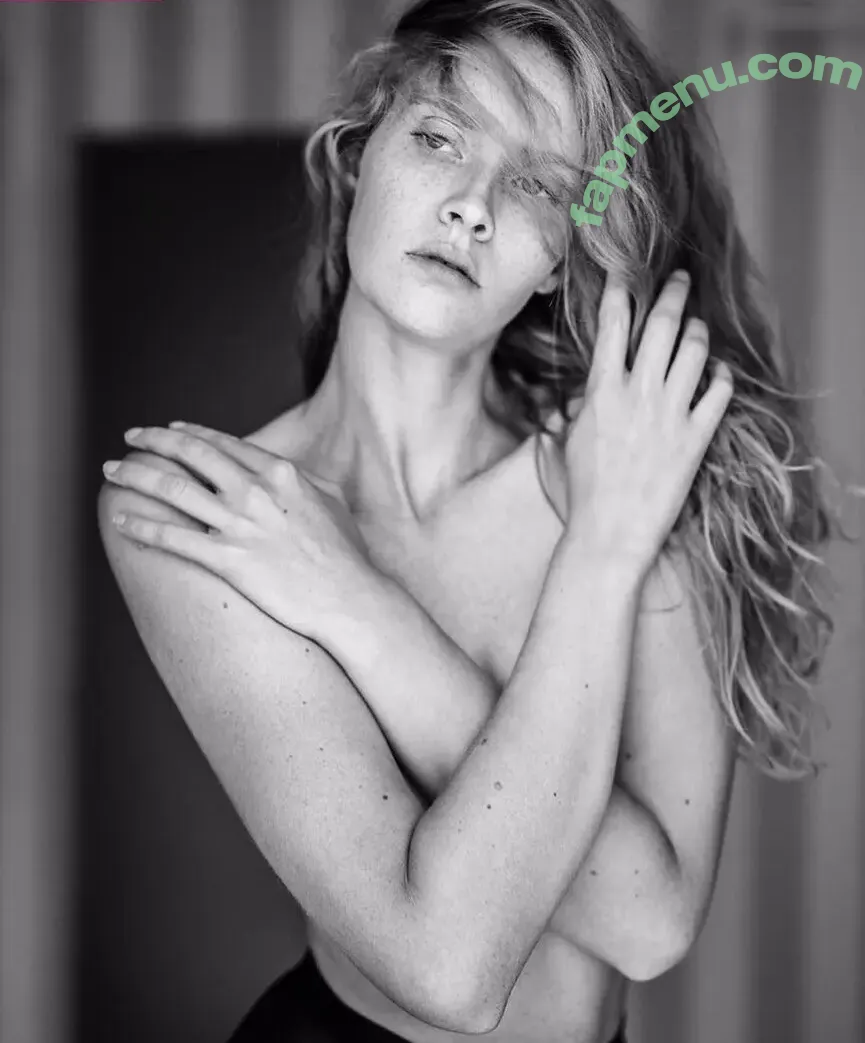 Sandra Hunke nude photo #0069 (dashunke / sandra_hunke)