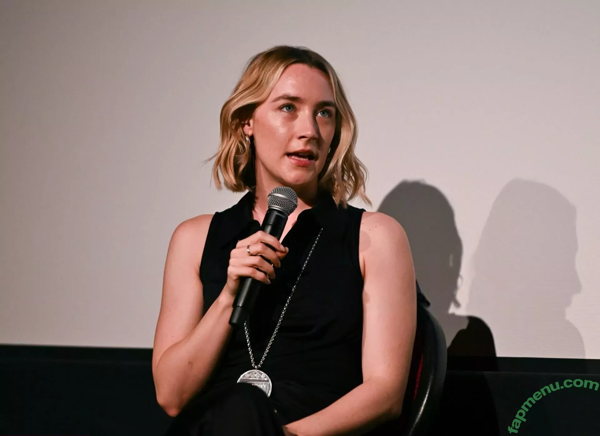 Saoirse Ronan nude photo #0252 (ronan.saoirse)