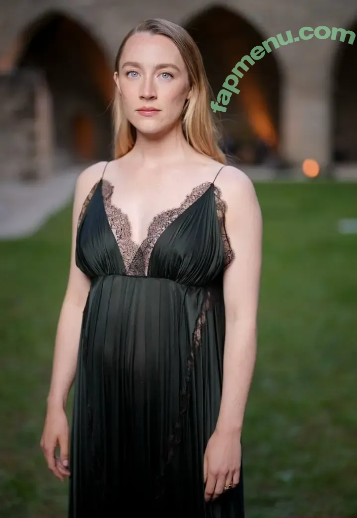 Saoirse Ronan nude photo #0510 (ronan.saoirse)