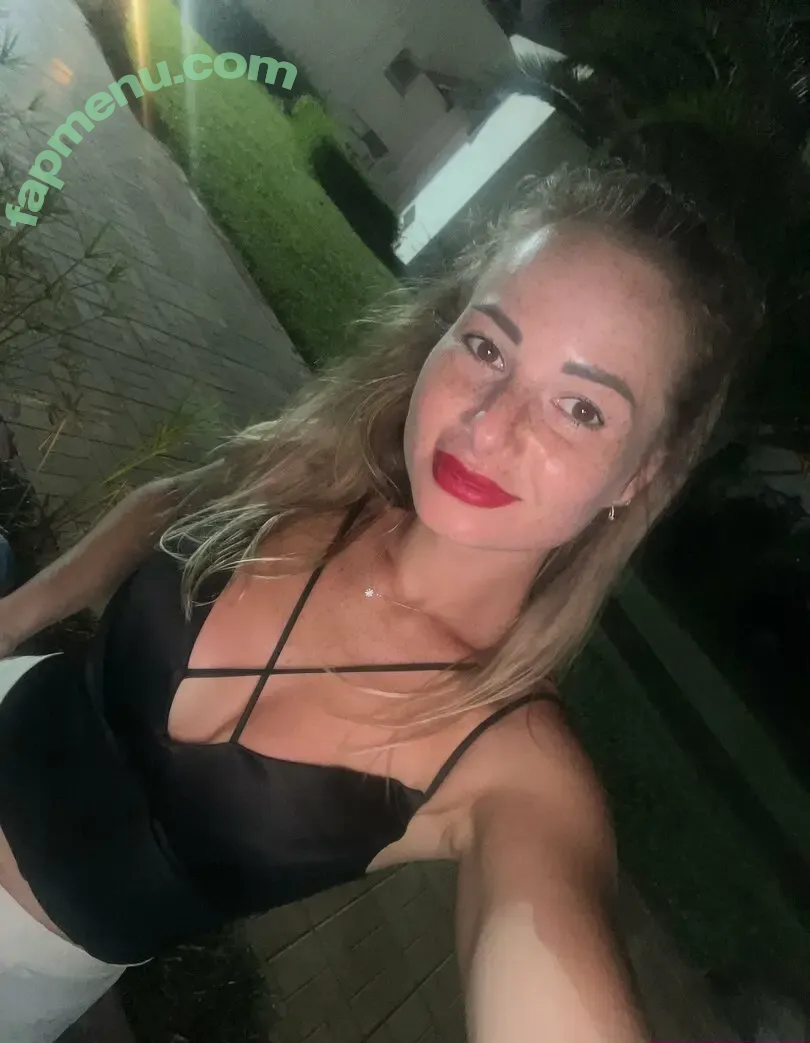 sara_frei nude photo #0009 (sara_frei)
