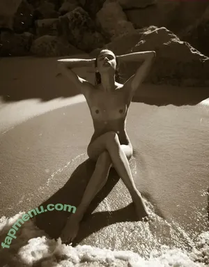 Sara Sampaio / SaraSampaio nude photo #0642