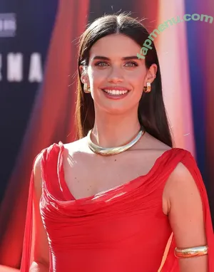 Sara Sampaio / SaraSampaio nude photo #0749