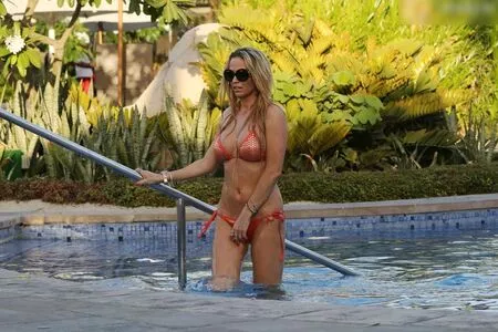 Sarah Harding / sarahnicoleharding nude photo #0045