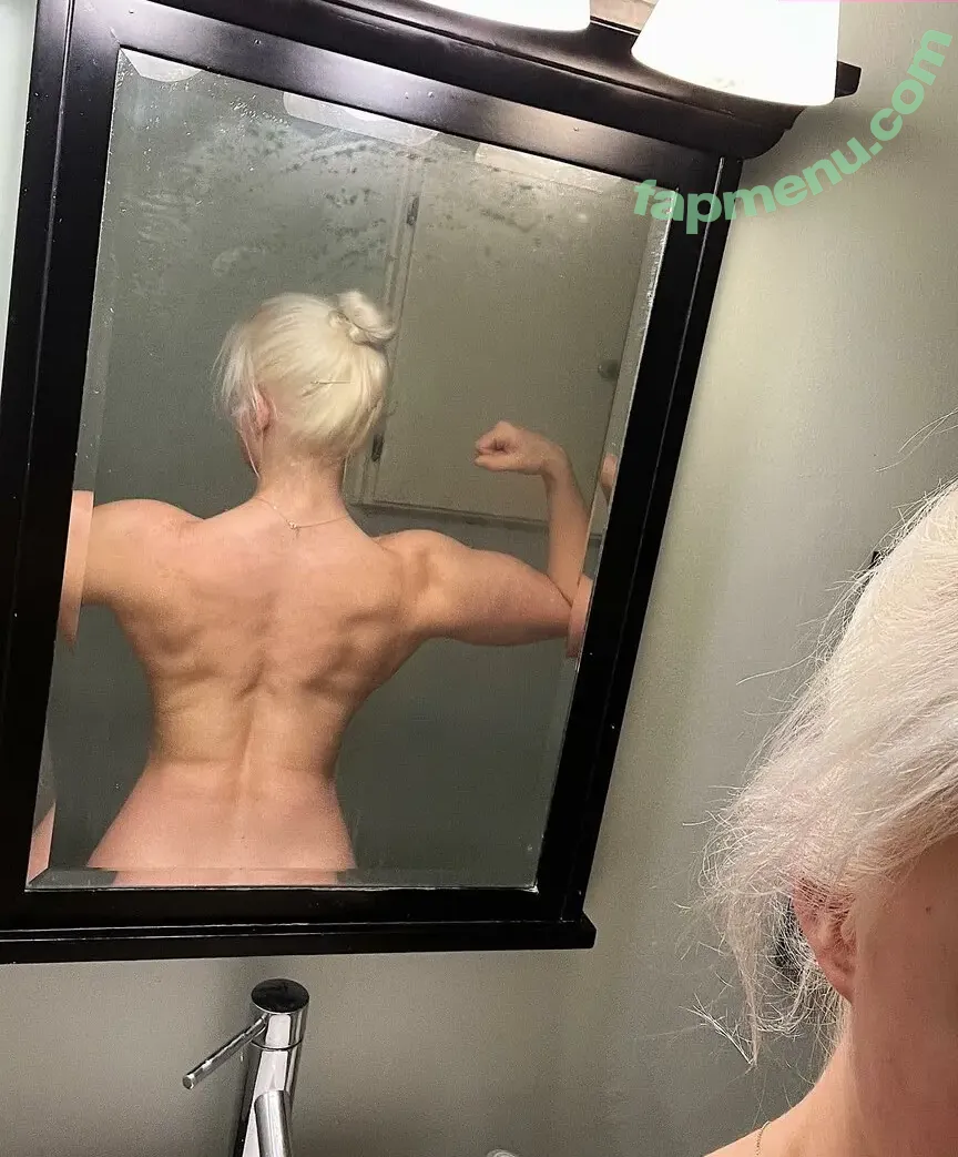 Sarah Hasner nude photo #0016 (sarah.hasner)