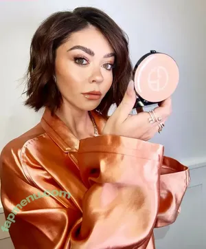 Sarah Hyland / Sarah_Hyland / sarahhyland nude photo #1264