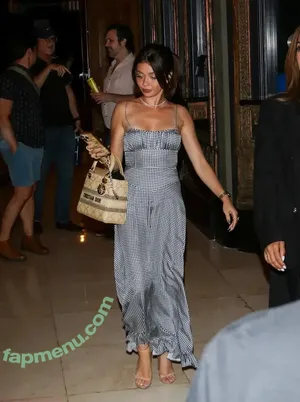 Sarah Hyland / Sarah_Hyland / sarahhyland nude photo #1272