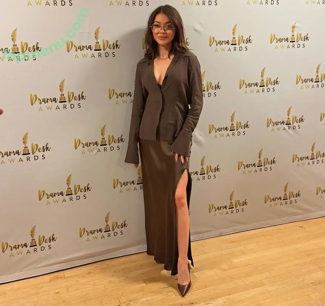 Sarah Hyland nude photo #1229 (Sarah_Hyland / sarahhyland)
