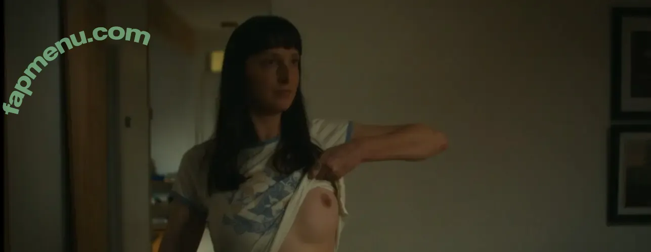 Sarah-Maude Beauchesne nude photo #0001 (lesfourchettes)