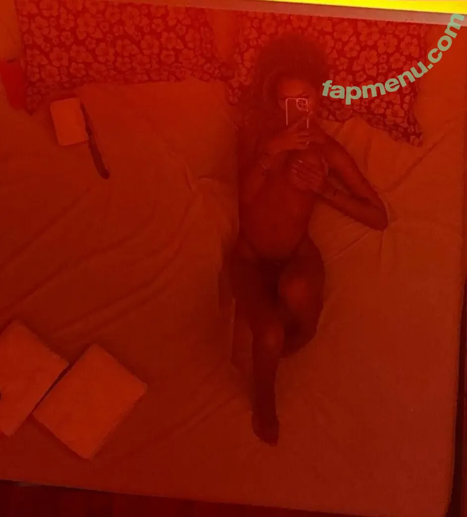 Sarah Melo nude photo #0027 (Sarah Duany / _sarahmeelo)