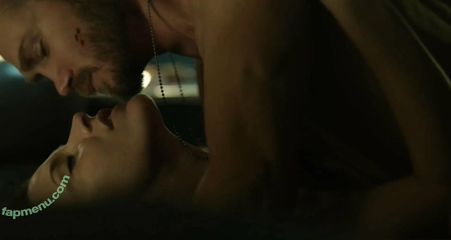 Sarah Roemer nude photo #0020 (Disturbia / rooeemer)
