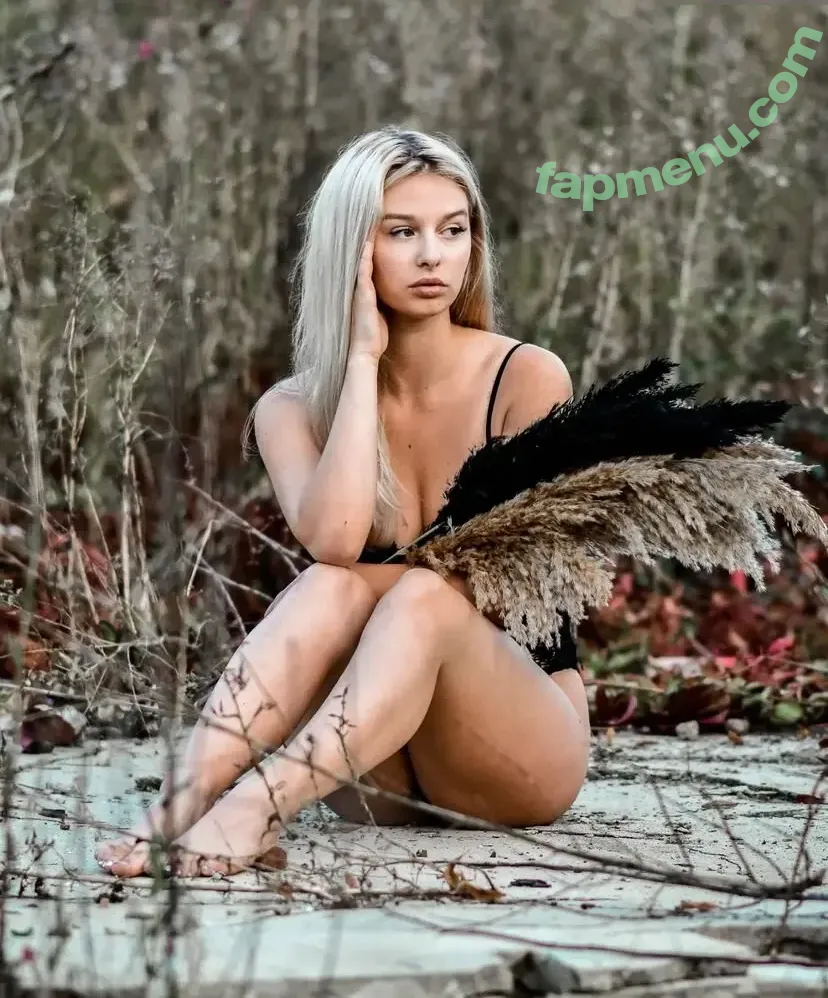 Sarah.Svannah nude photo #0039 (Sarah.Svannah)
