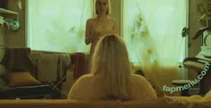  nude photo #0001