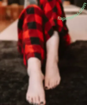 Saraya Bevis / realpaigewwe nude photo #0462