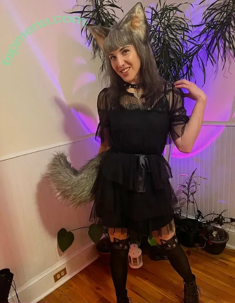 sariafoxx nude photo #0018 (sariafoxx)