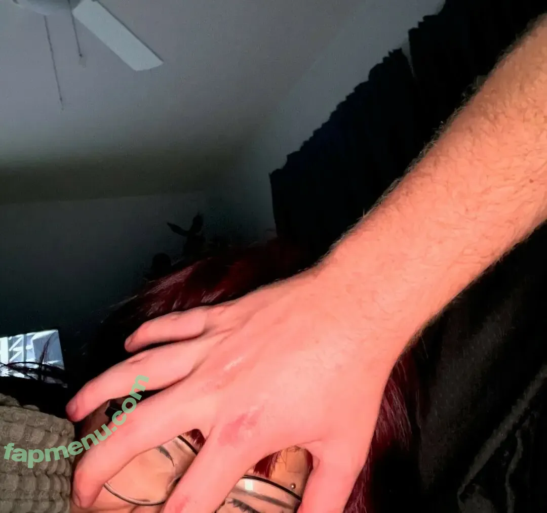Sarynthia nude photo #0023 (Sanity Slip | bogofdecayed / sanityslip)