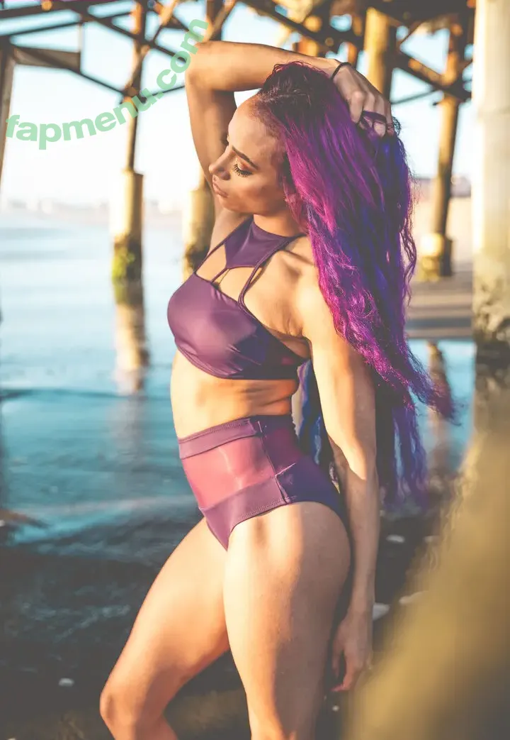 Sasha Banks nude photo #1613 (sashabankswwe / soxysasha)