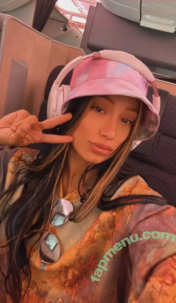 Sasha Banks nude photo #1672 (sashabankswwe / soxysasha)