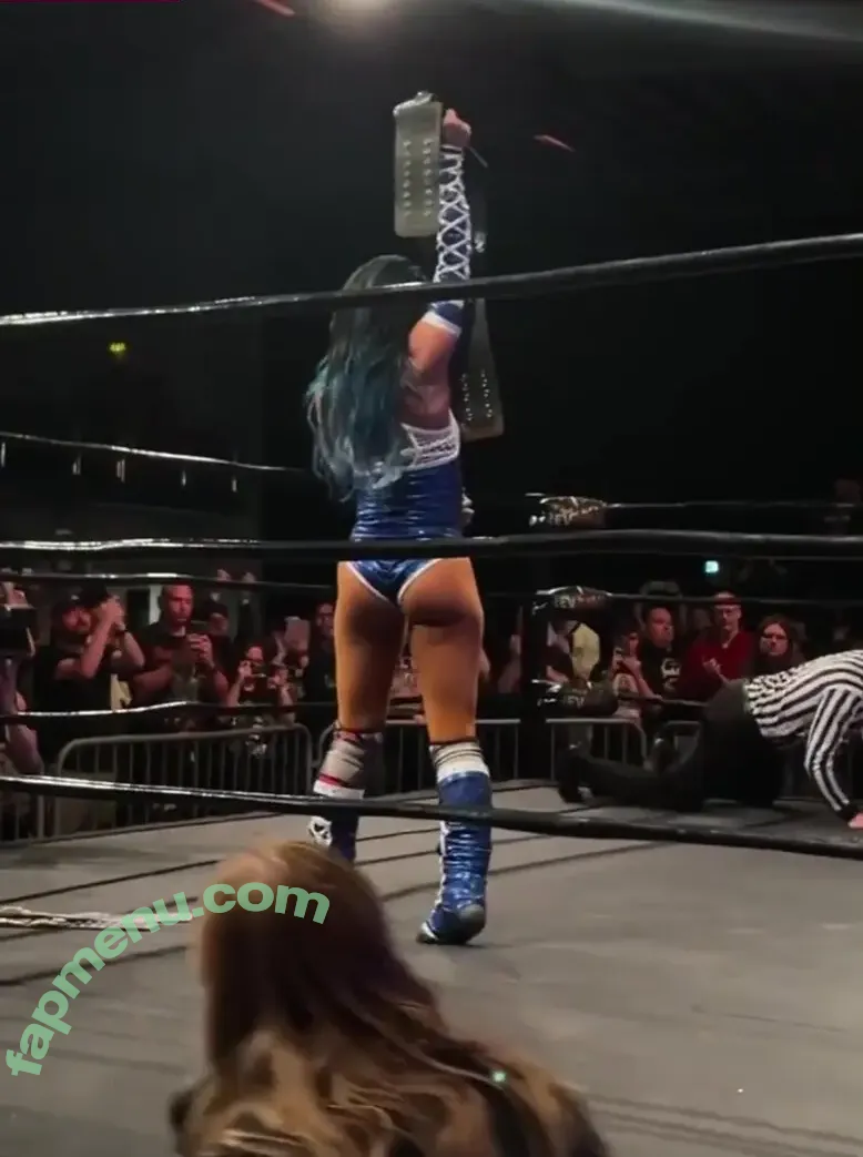 Sasha Banks nude photo #1676 (sashabankswwe / soxysasha)