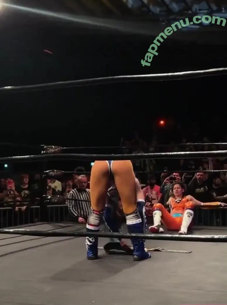Sasha Banks nude photo #1679 (sashabankswwe / soxysasha)